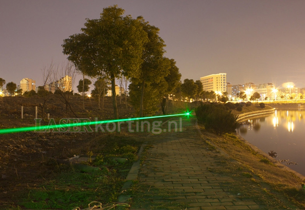 groene laserbundel 